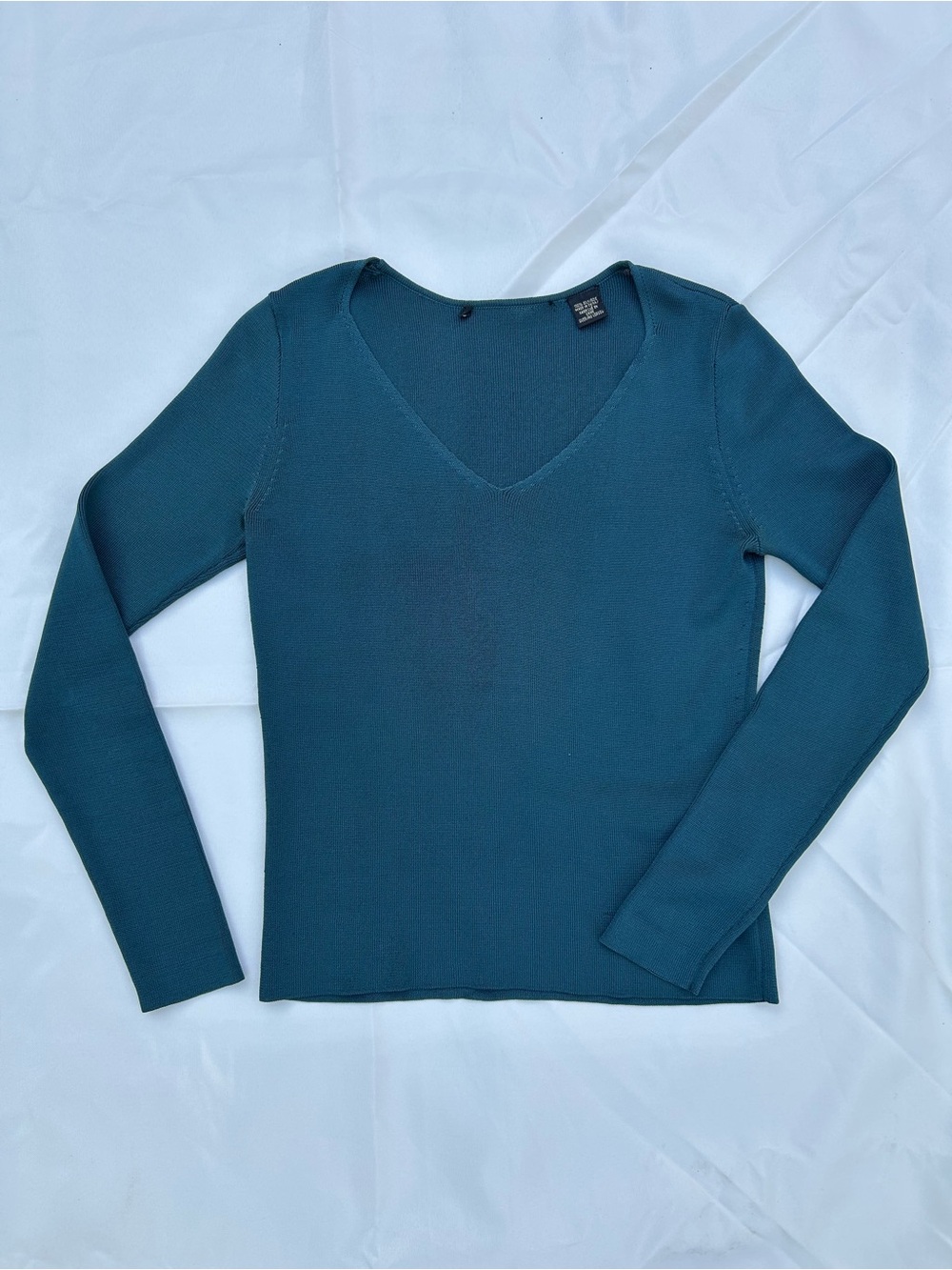 Vintage 90s Y2K 100% Silk Sweater V-Neck Fitted Teal Blue Top XS or S